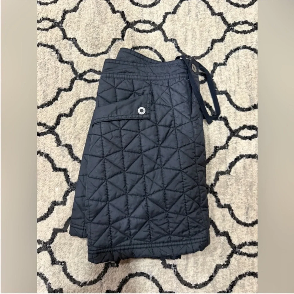 The North Face Quilted Mini Skirt in Black - Picture 2 of 6